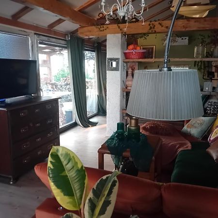 Rose Room 40M2 With Terrace 25M2 In Greeny Area For 4 Person Ljubljana Buitenkant foto